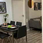 Mirella Old Town Free Parking Fast Wifi Апартаменты Гданьск