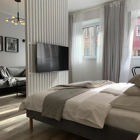 Mirella Old Town 公寓 *